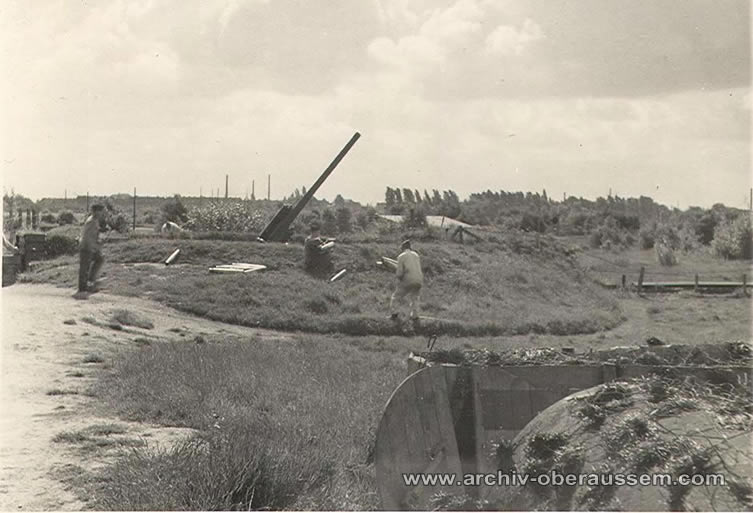 quadrath_flak.jpg quadrath_flak.jpg