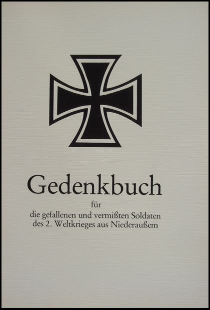 Titel des Gedenkbuchs für die gefallenen und vermissten Soldaten aus Niederaussem